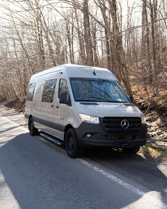 Champion (Mercedes Sprinter 170'' 2500) – Véhicule de location disponibles dès octobre