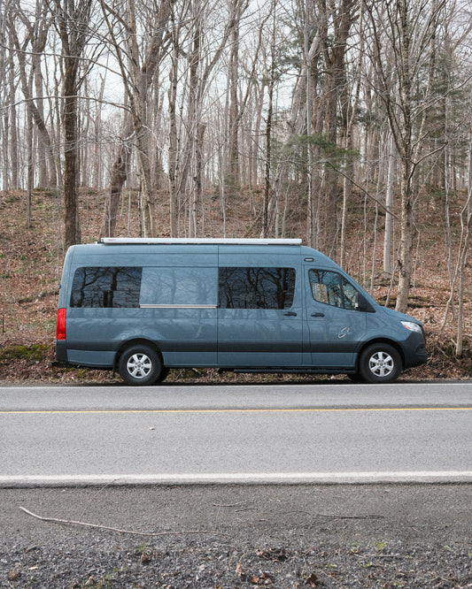 Evazion XL (Mercedes Sprinter 170'' 2500) – Véhicule de location disponible dès octobre