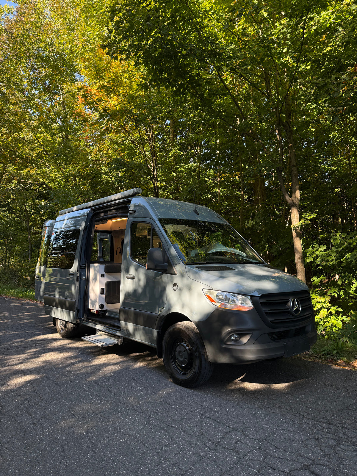 Evazion – Mercedes Sprinter 2022 144’’ RWD Usagé (vendu)