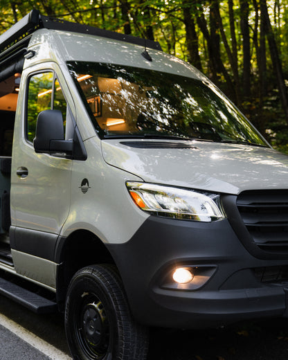 Evazion – Mercedes Sprinter 2025 144’’ AWD 2500 - Démonstrateur