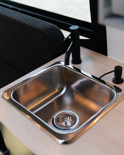 Evazion – Mercedes Sprinter 2025 144’’ AWD 2500 - Démonstrateur