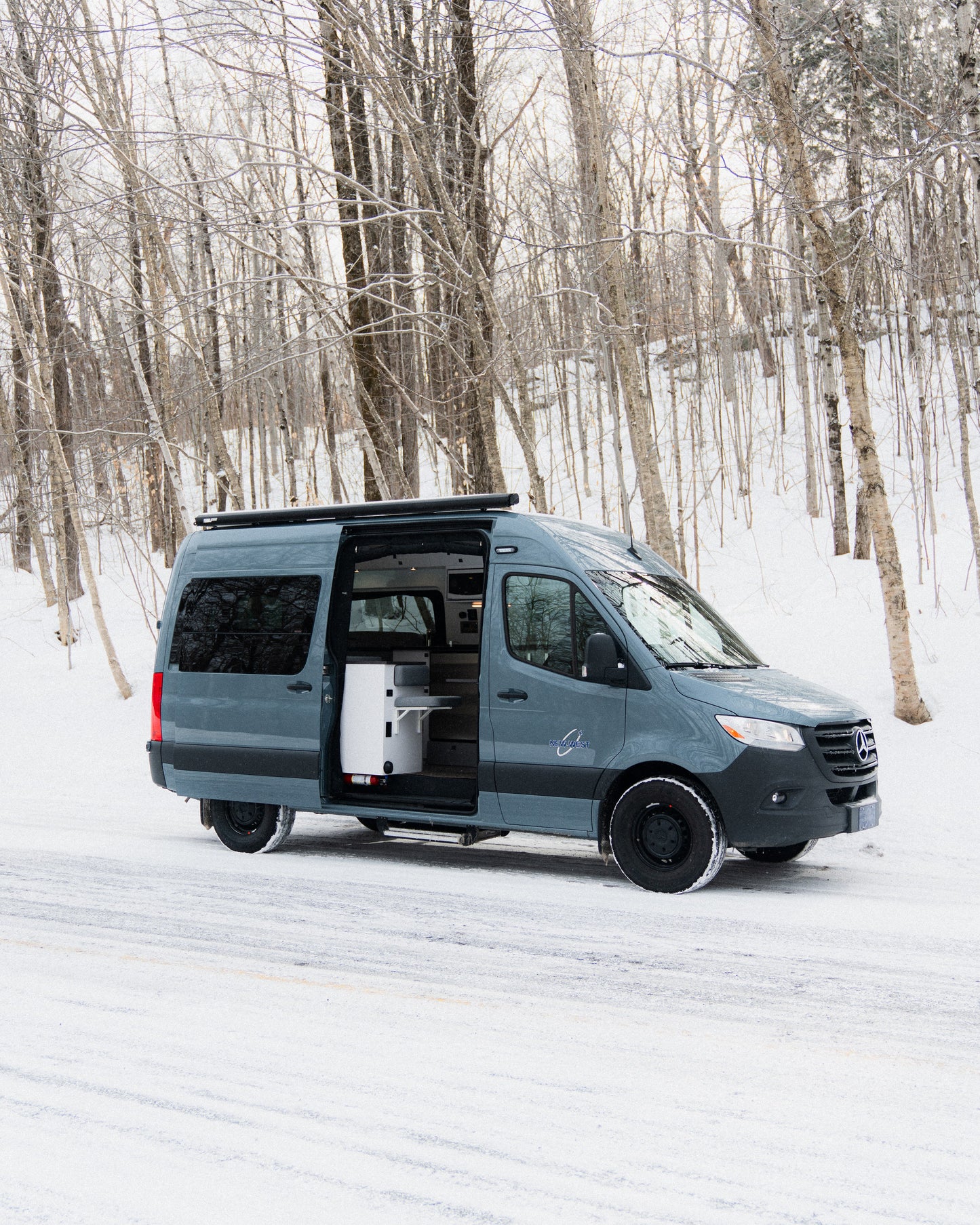 Evazion – Mercedes Sprinter 2023 144’’ 2500 – Usagé