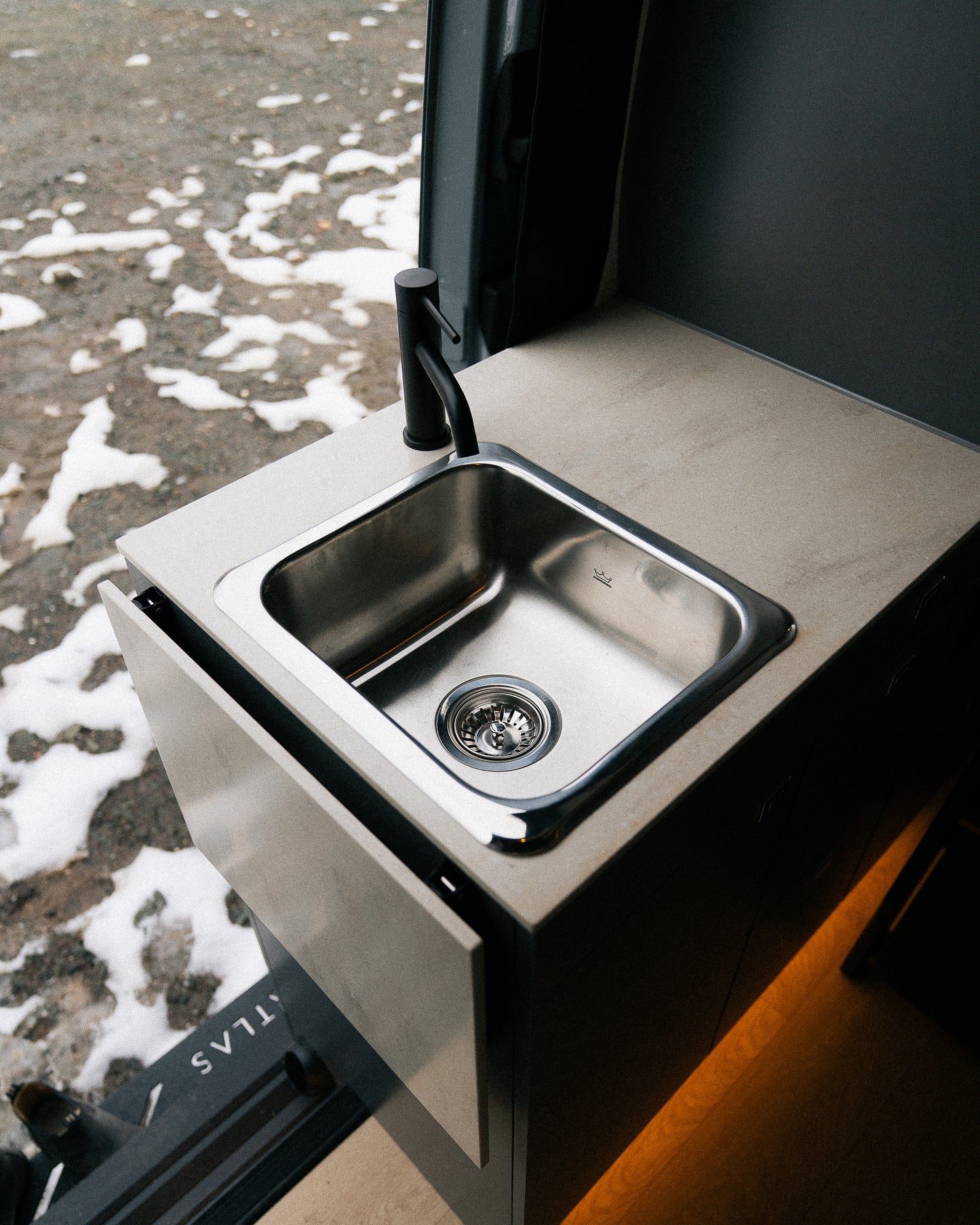 Phenix – Mercedes Sprinter 2026 144’’ AWD 2500