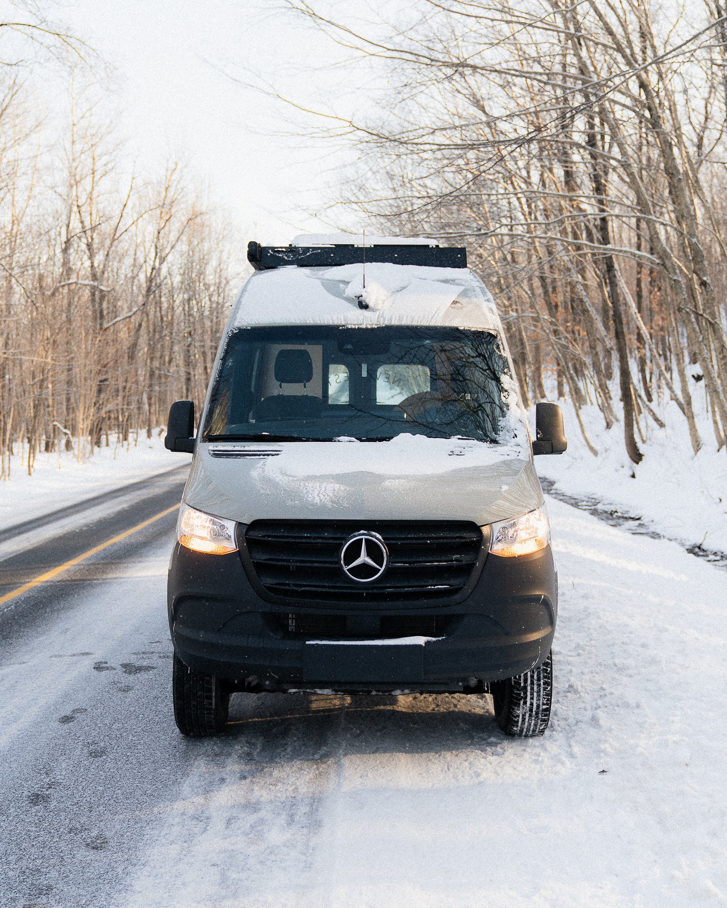 Phenix – Mercedes Sprinter 2025 144’’ AWD 2500 - Démonstrateur à Dominick Ménard