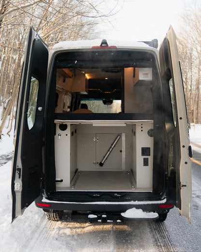 Phenix – Mercedes Sprinter 2025 144’’ AWD 2500 - Démonstrateur à Dominick Ménard