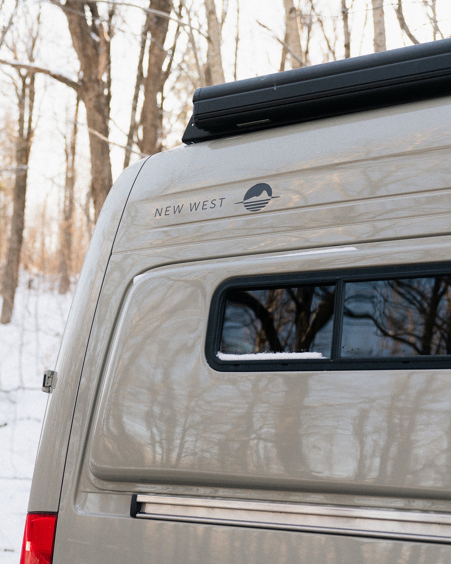 Phenix – Mercedes Sprinter 2025 144’’ AWD 2500 - Démonstrateur à Dominick Ménard