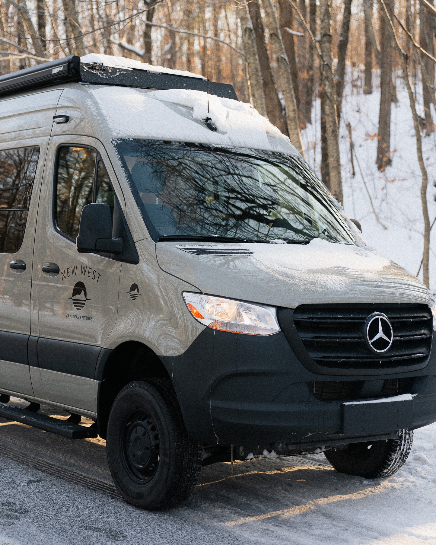 Phenix – Mercedes Sprinter 2025 144’’ AWD 2500 - Démonstrateur à Dominick Ménard