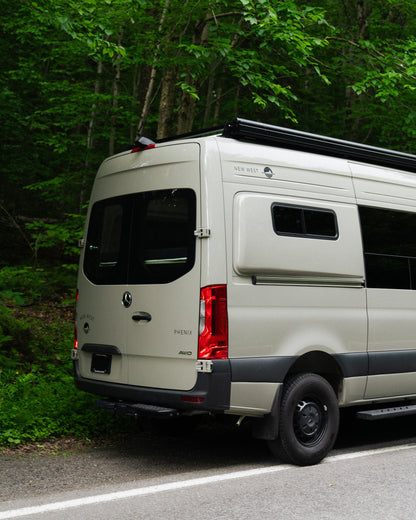 Phenix – Mercedes Sprinter 2025 144’’ AWD 2500 - Démonstrateur à Dominick Ménard