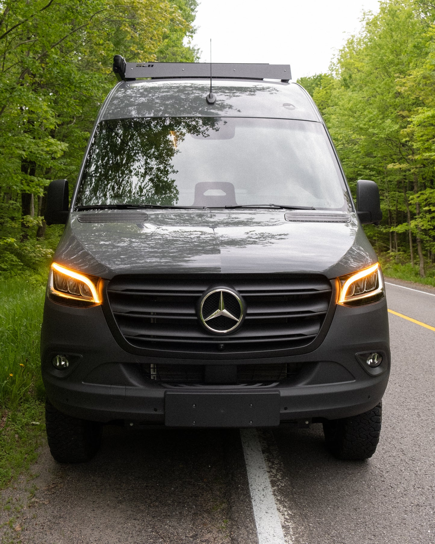 Champion- Mercedes Sprinter 2027 170'' RWD ou AWD en option 2500-3500  (Disponible sur commande)