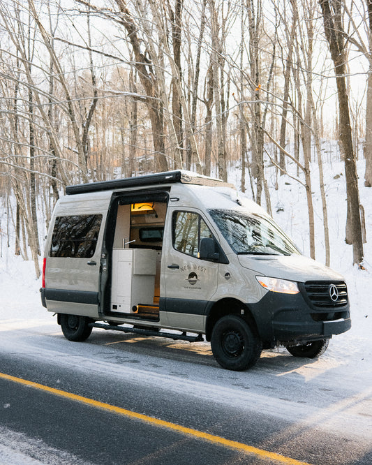 Phenix – Mercedes Sprinter 2025 144’’ AWD 2500 - Démonstrateur à Dominick Ménard