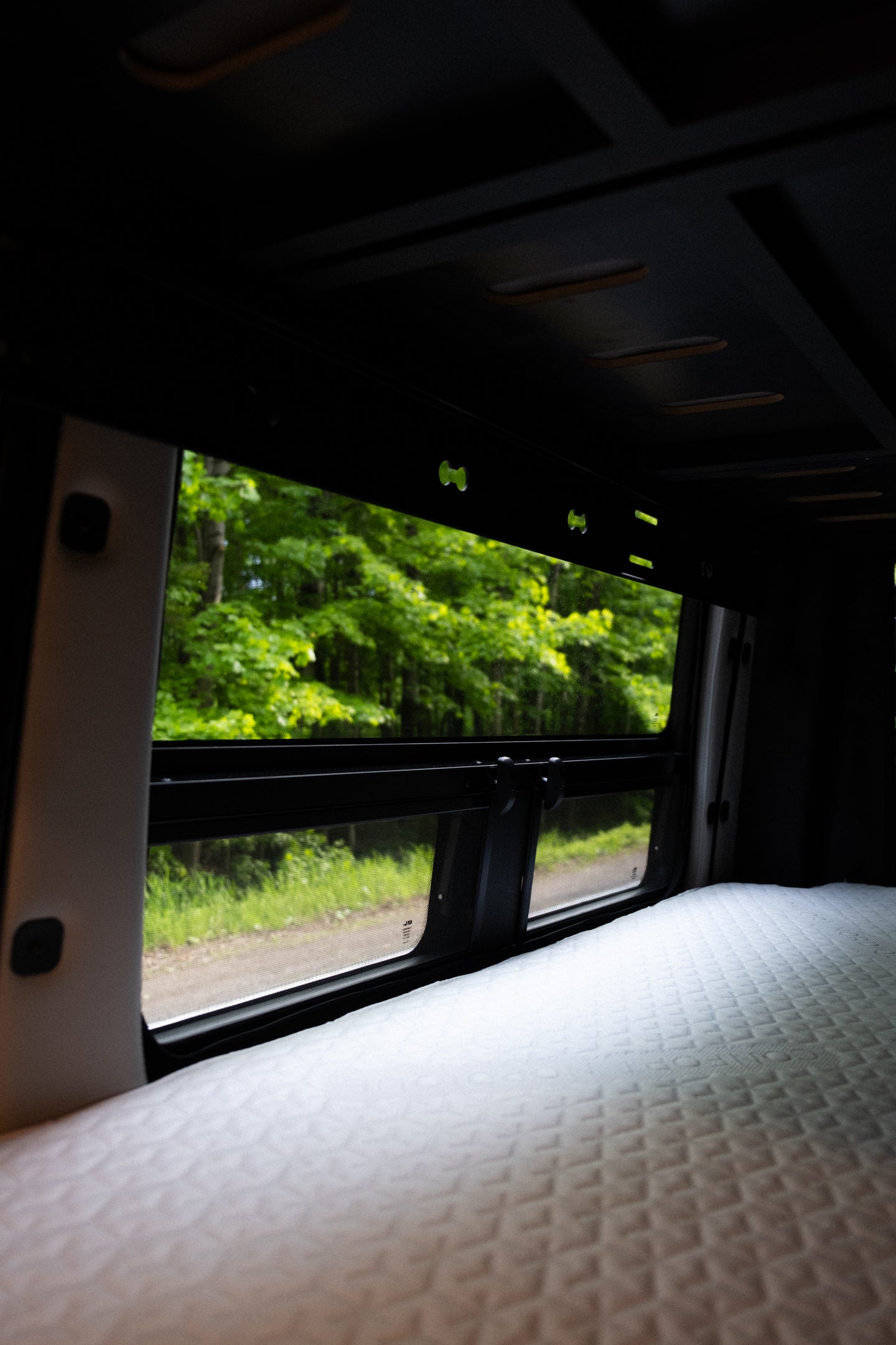 Champion- Mercedes Sprinter 2027 170'' RWD ou AWD en option 2500-3500  (Disponible sur commande)