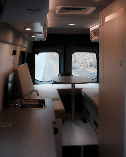 Evazion XL (Mercedes Sprinter 170) Rental vehicle available