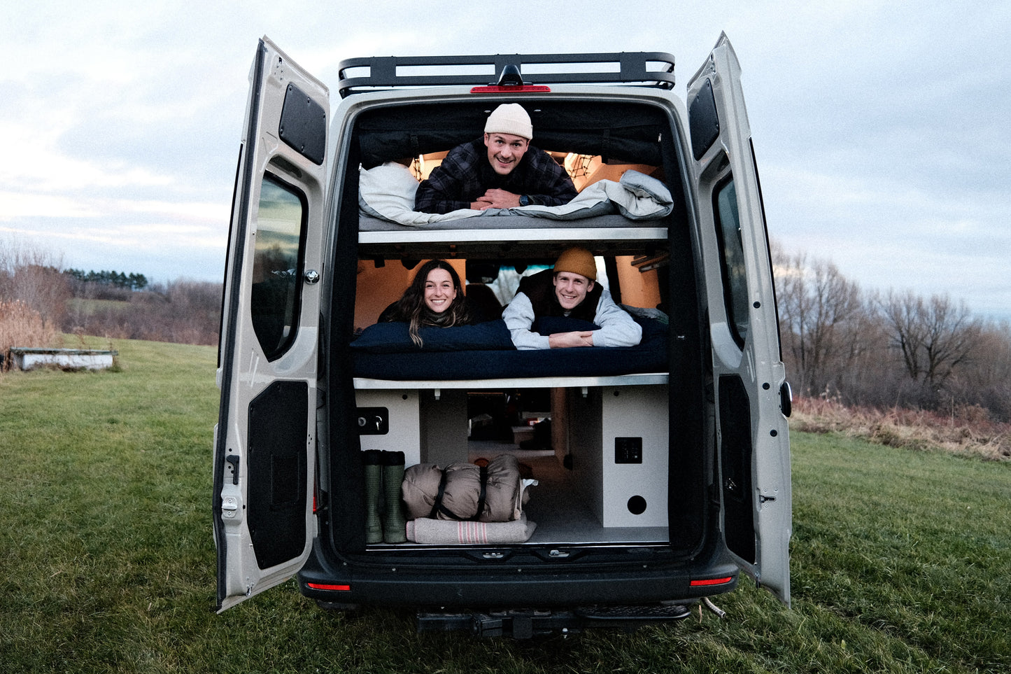 Evazion – Mercedes Sprinter 2025 144'' AWD 2500 - Demonstrator