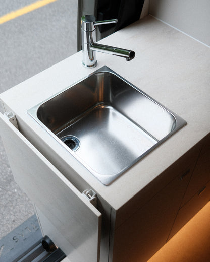 Phenix – Mercedes Sprinter 2025 144’’ AWD 2500 - Démonstrateur à Dominick Ménard