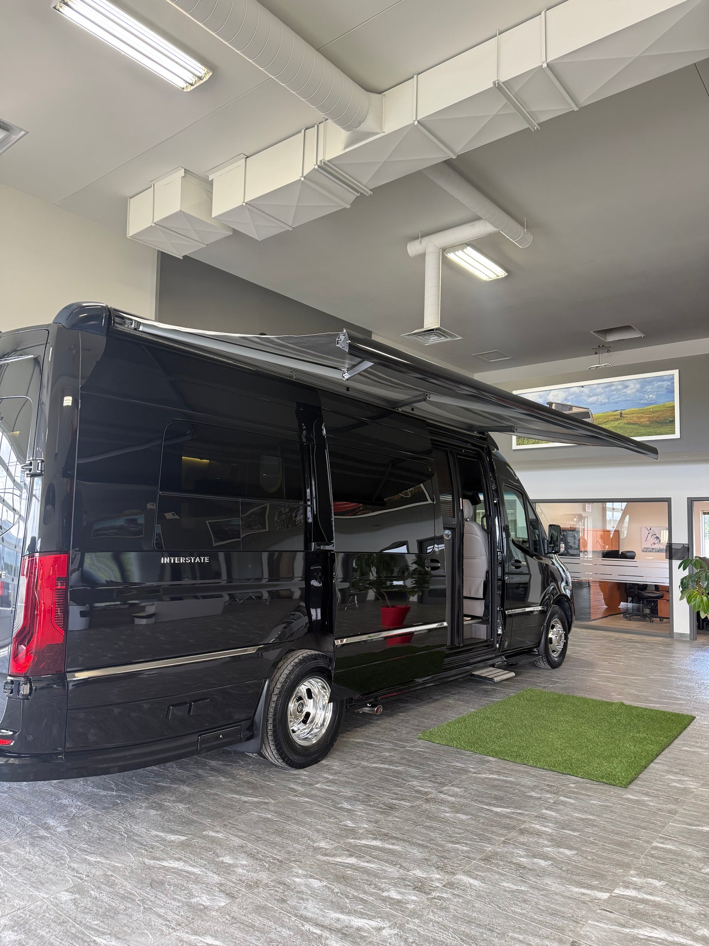 Airstream Interstate 24GT 2022