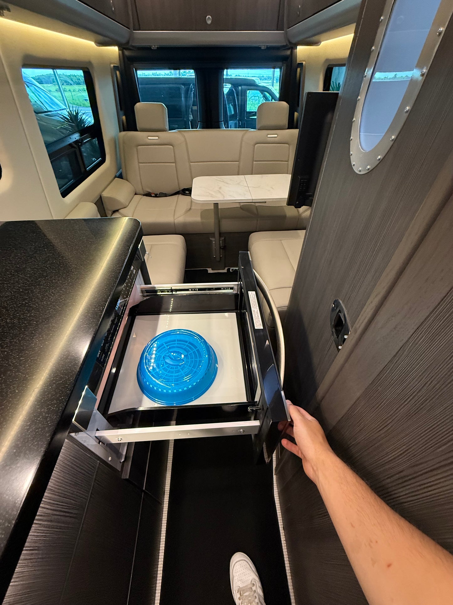 Airstream Interstate 24GT 2022