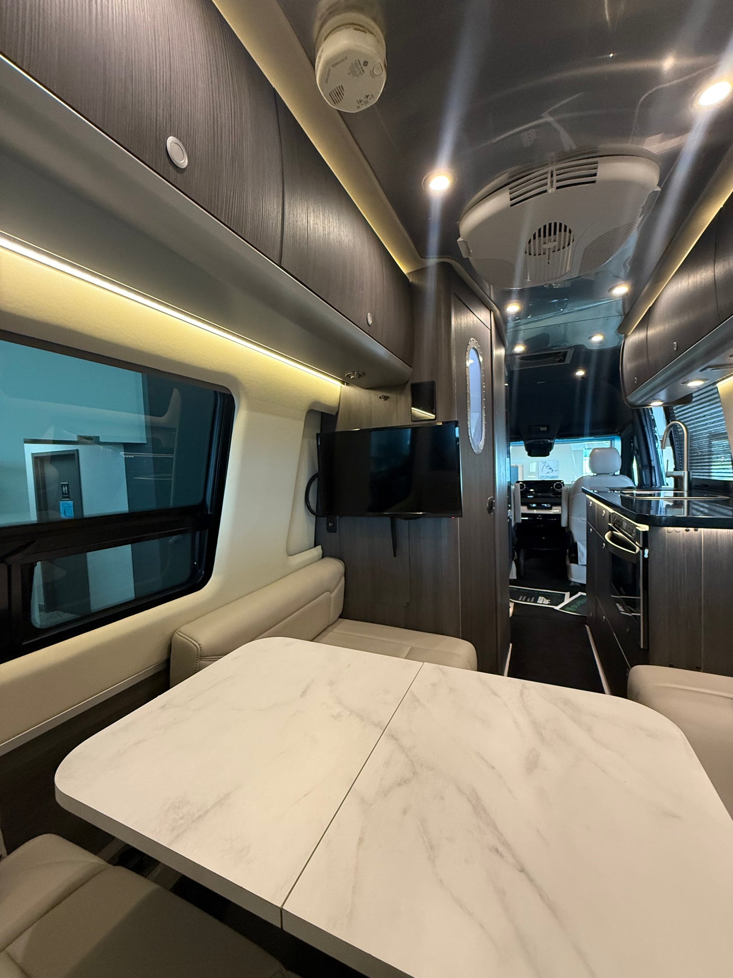 Airstream Interstate 24GT 2022