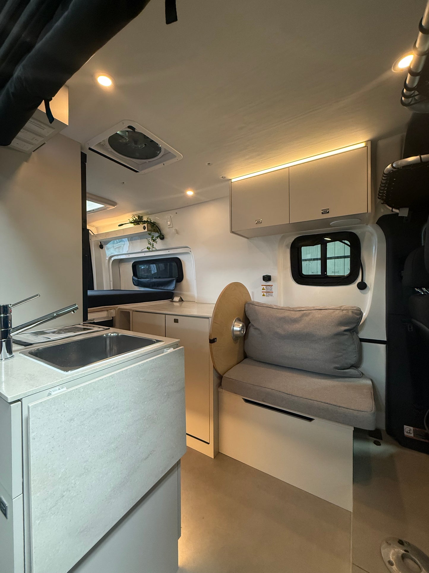 Phenix (Mercedes Sprinter 144 AWD)