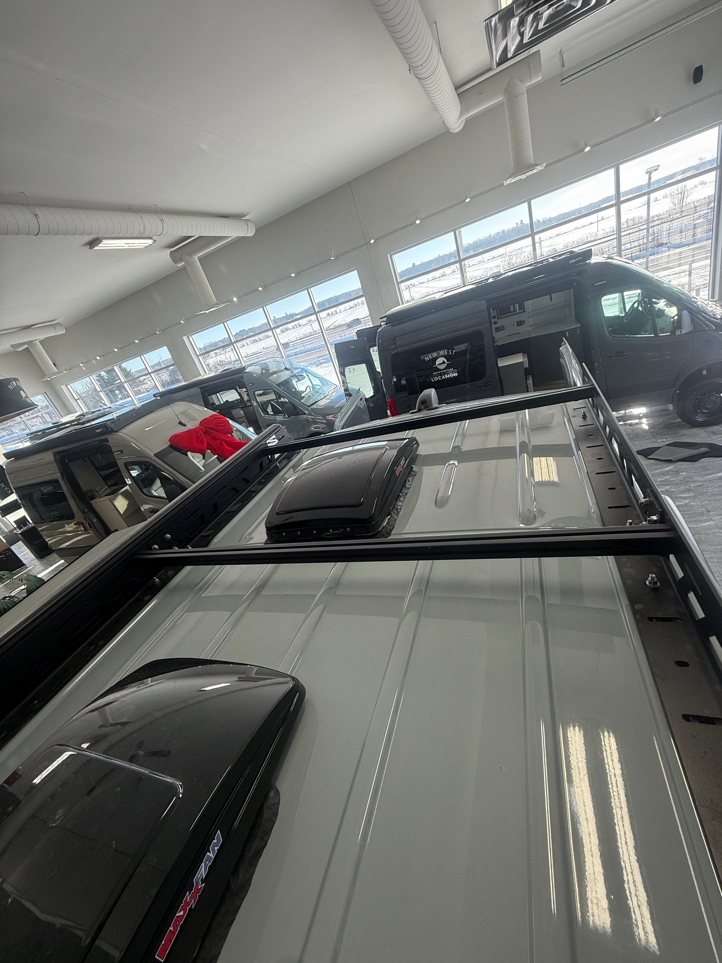 Galerie de toit SLB V2 Mercedes Sprinter 144 (19,6 pied)