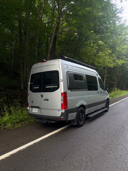 Phenix – Mercedes Sprinter 2025 144’’ RWD  Usagé (11 995KM)
