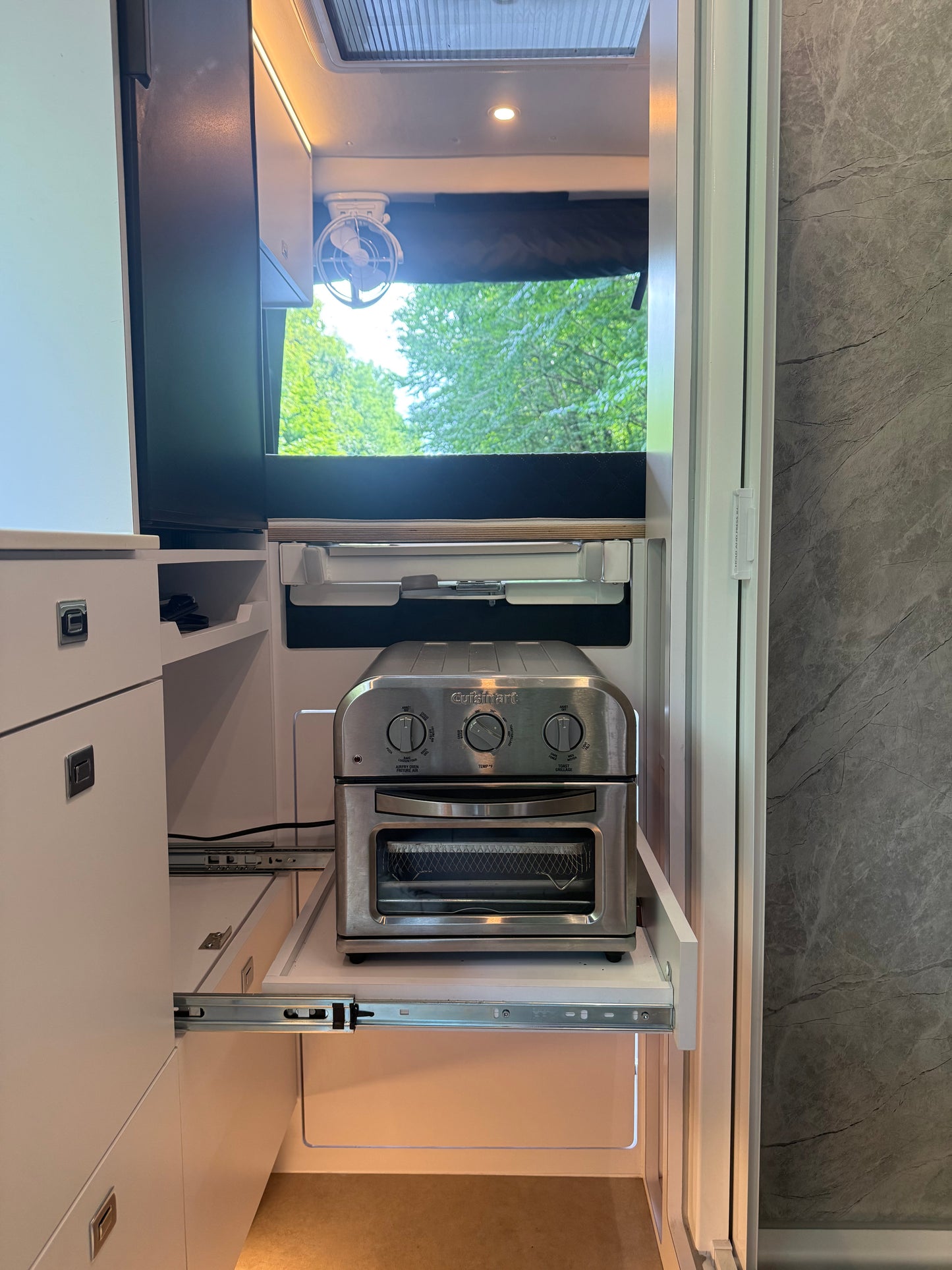 Phenix – Mercedes Sprinter 2025 144’’ RWD  Usagé (11 995KM)