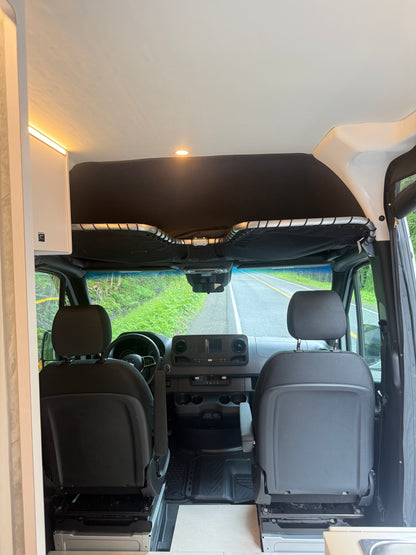 Phenix – Mercedes Sprinter 2025 144’’ RWD  Usagé (11 995KM)