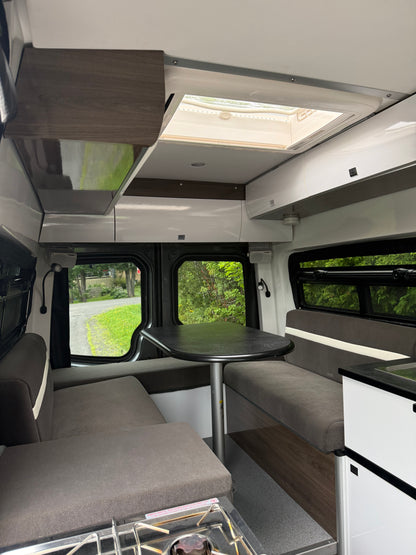 Evazion – Mercedes Sprinter 2016 144’’ RWD Usagé
