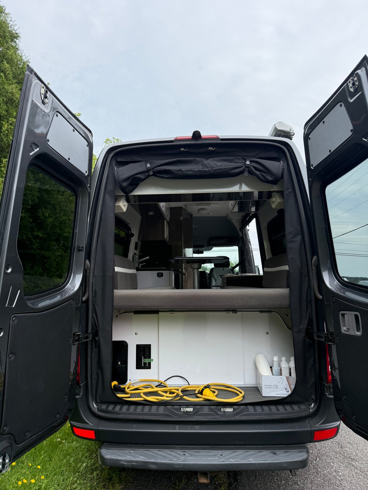 Evazion – Mercedes Sprinter 2016 144’’ RWD Usagé