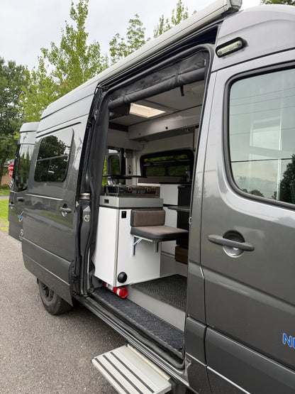Evazion – Mercedes Sprinter 2016 144’’ RWD Usagé