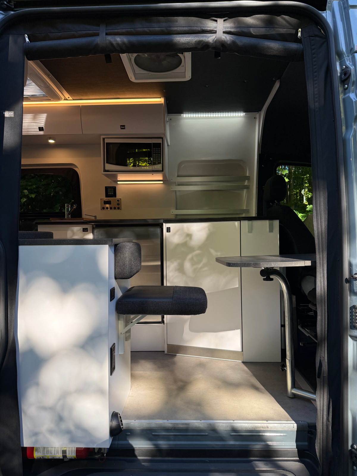 Evazion – Mercedes Sprinter 2022 144’’ RWD Usagé