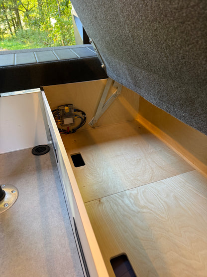 Evazion – Mercedes Sprinter 2022 144’’ RWD Usagé